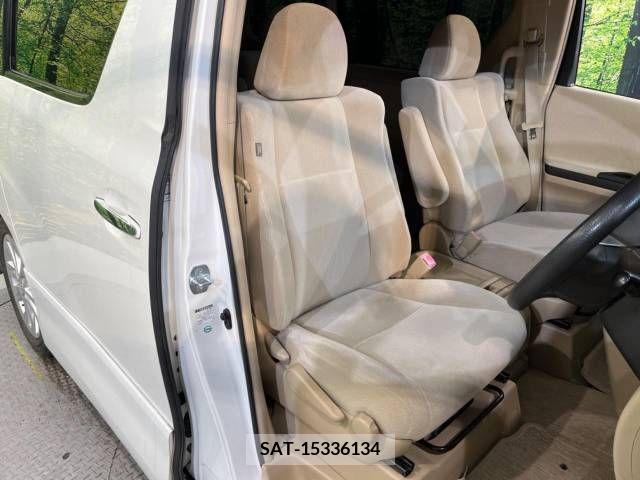 Toyota ALPHARD 2009-07 335064-8