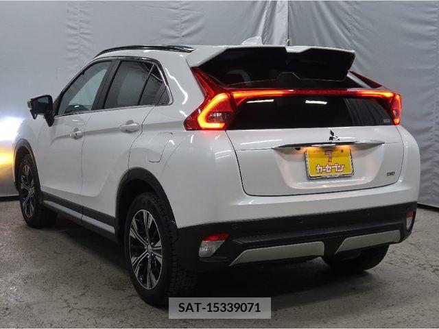 Mitsubishi ECLIPSE CROSS 2020-02 268325-1