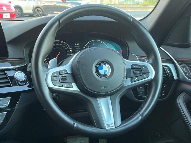 Bmw 5 SERIES 2019-08 183674-10