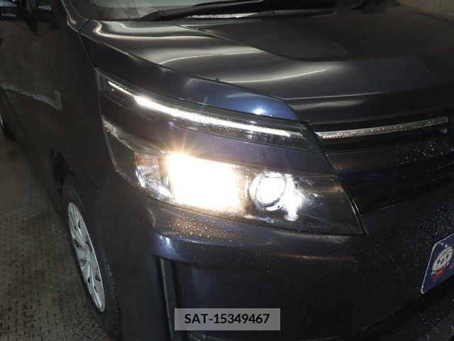 Toyota VOXY 2017-01 321507-19