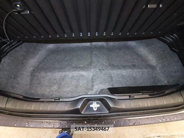 Toyota VOXY 2017-01 321507-9