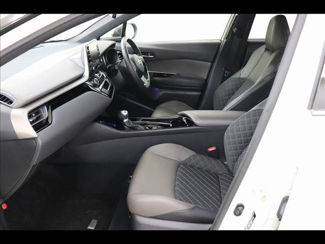 Toyota C-HR 2020-04 20315-11