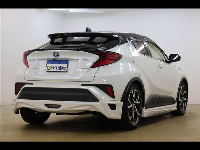 Toyota C-HR 2020-04 20315-18