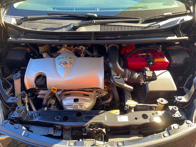 Toyota SIENTA 2017-02 182870-27