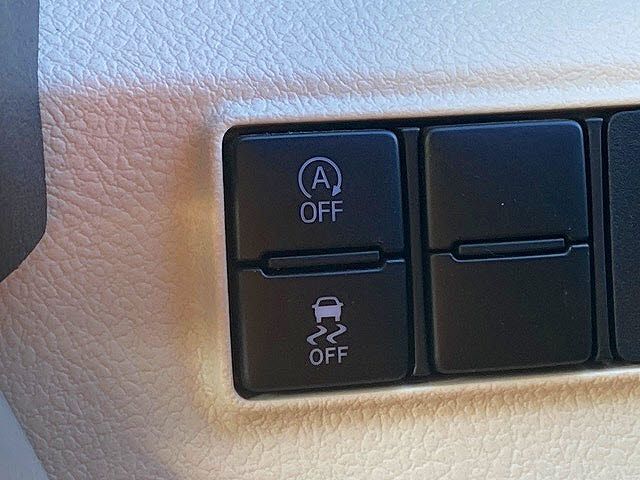 Toyota SIENTA 2017-02 182870-22