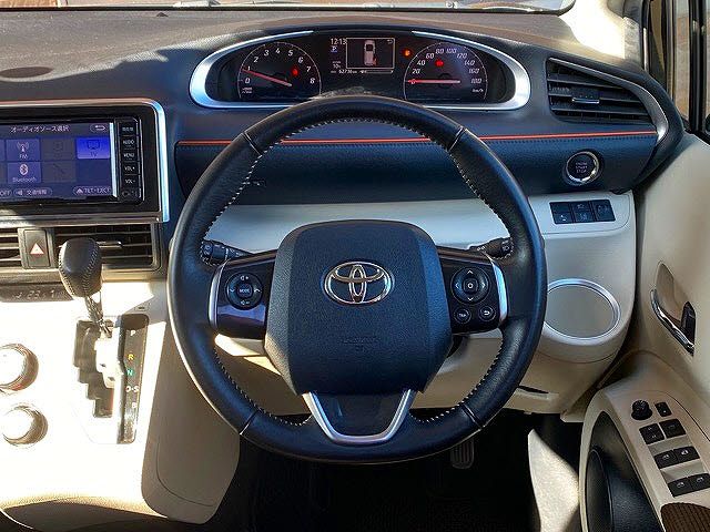Toyota SIENTA 2017-02 182870-13