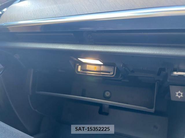 Volvo V90 2017-09 222214-10