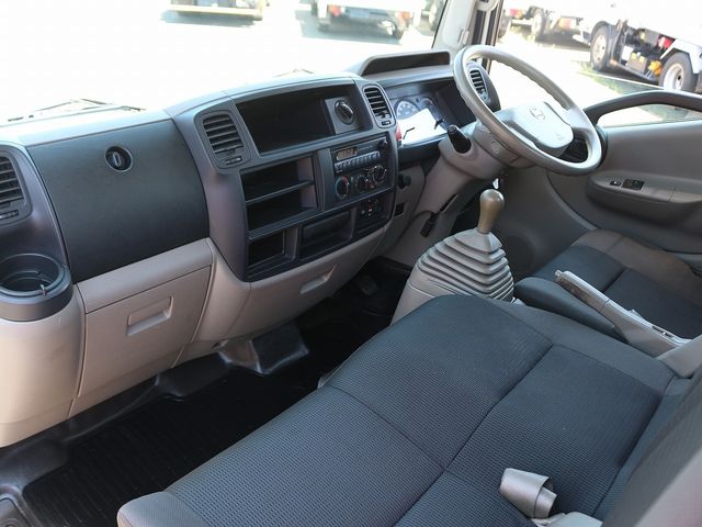 Nissan ATLAS 2015-01 188007-28