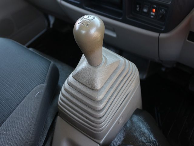 Nissan ATLAS 2015-01 188007-24