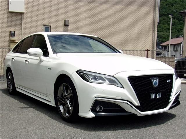 Toyota CROWN SEDAN 2018-10 3310-3