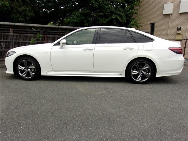Toyota CROWN SEDAN 2018-10 3310-6