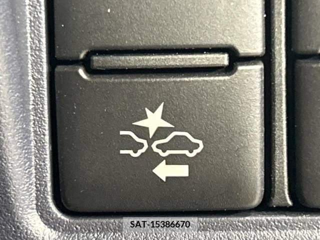 Toyota VOXY 2016-03 331665-5