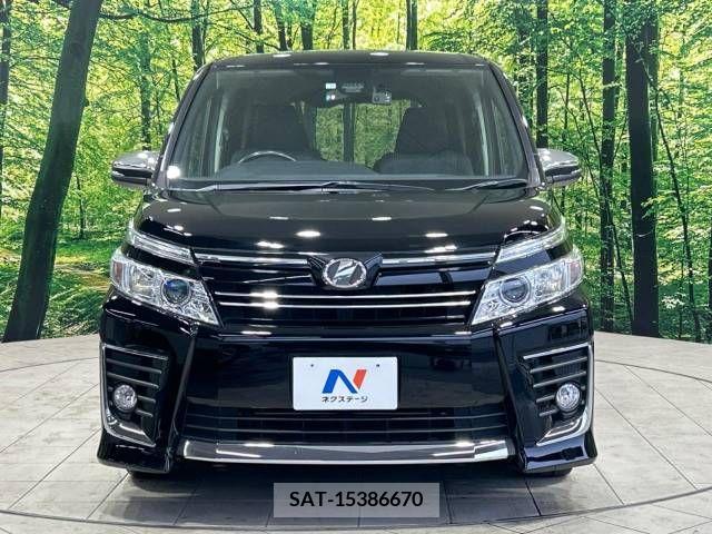 Toyota VOXY 2016-03 331665-15