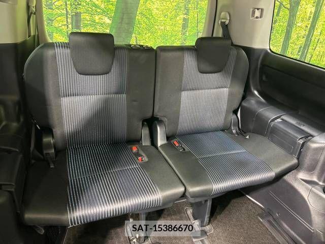 Toyota VOXY 2016-03 331665-10