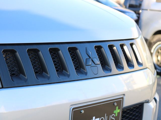 Mitsubishi DELICA D5 2010-08 5424-12