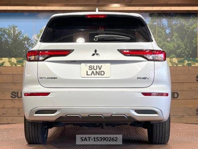 Mitsubishi OUTLANDER PHEV 2022-06 365903-15
