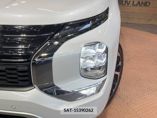 Mitsubishi OUTLANDER PHEV 2022-06 365903-12