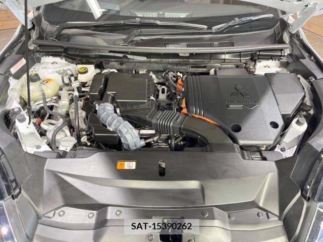 Mitsubishi OUTLANDER PHEV 2022-06 365903-18
