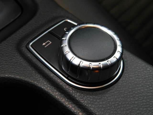Mercedes Benz CLA-CLASS 2014-09 8472-9