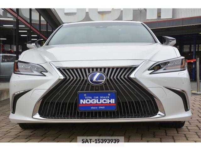 Lexus ES 2019-03 275276-1