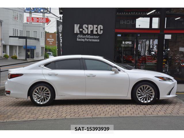 Lexus ES 2019-03 275276-3
