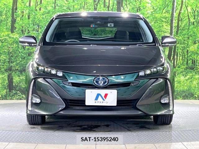 Toyota PRIUS PHV 2017-06 330025-14