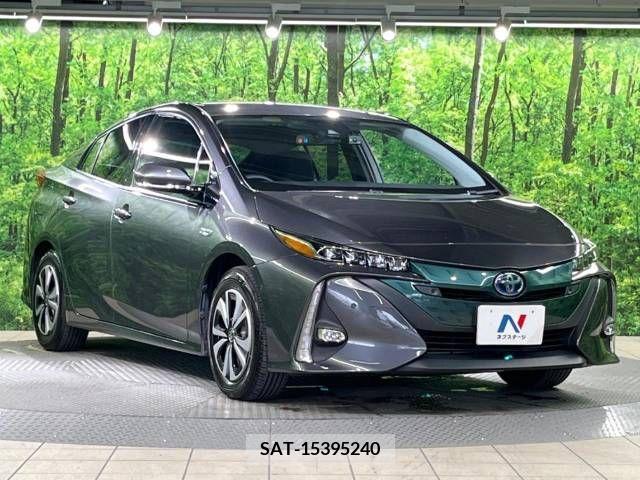 Toyota PRIUS PHV 2017-06 330025-16