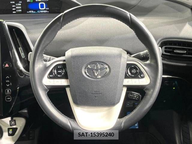 Toyota PRIUS PHV 2017-06 330025-11
