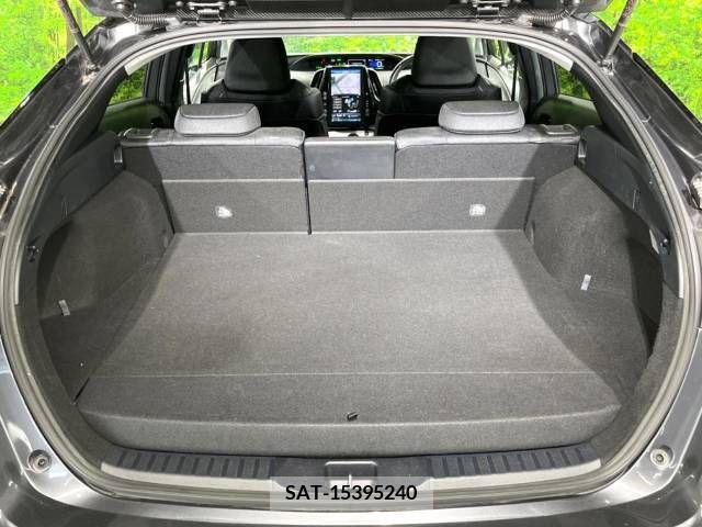 Toyota PRIUS PHV 2017-06 330025-10
