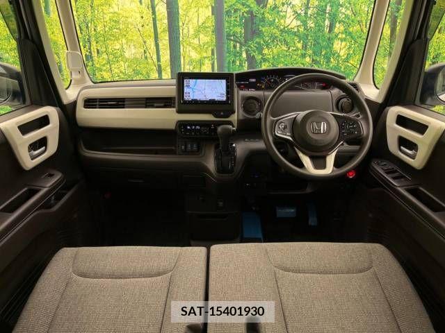 Honda N BOX 2021-08 215138-1