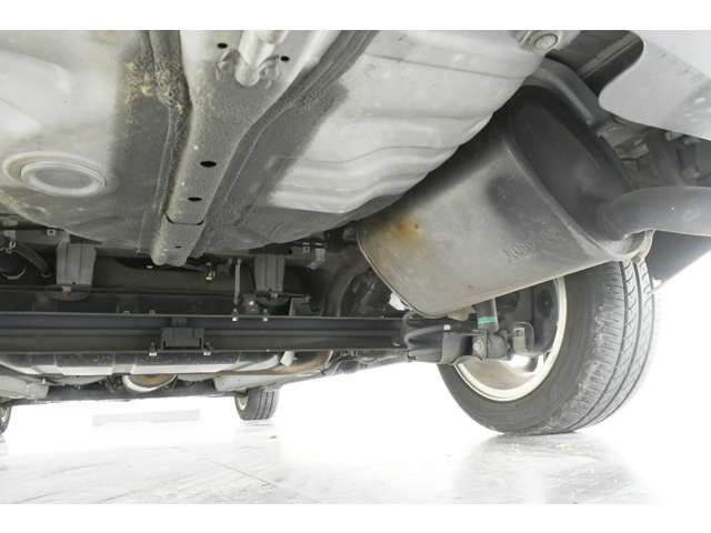 Mitsubishi COLT 2011-10 12948-9