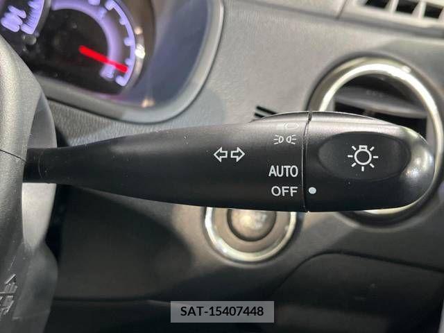 Nissan ROOX 2012-08 276098-7