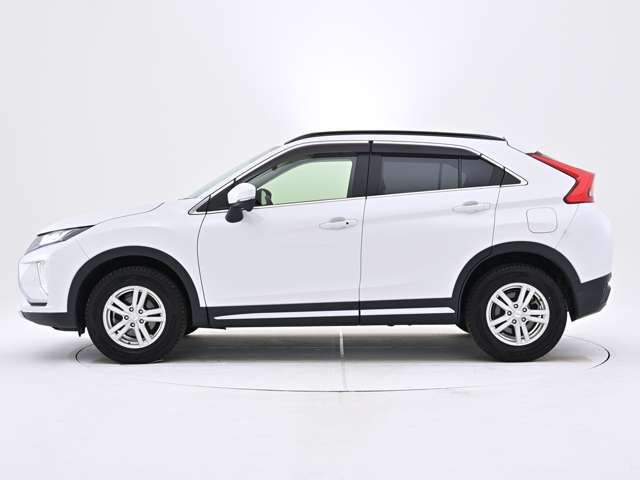 Mitsubishi ECLIPSE CROSS 2018-04 26852-2