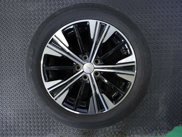 Mitsubishi ECLIPSE CROSS 2018-04 26852-16
