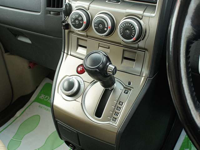 Mitsubishi DELICA D5 2007-08 4416-15