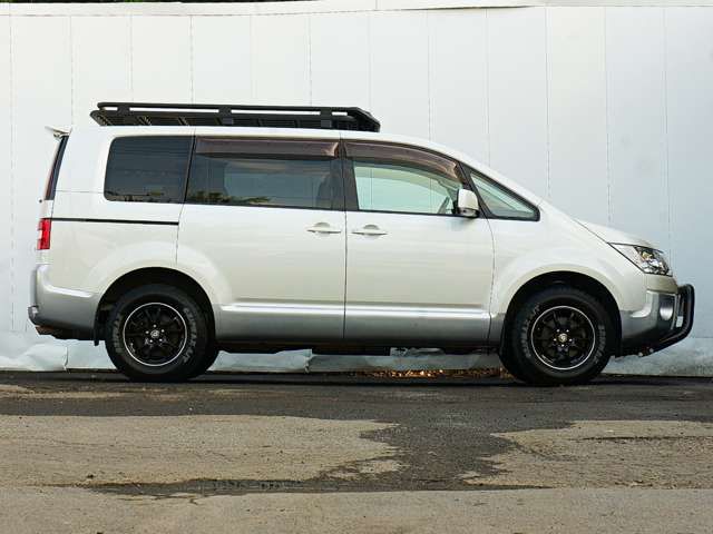 Mitsubishi DELICA D5 2007-08 4416-5