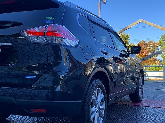 Nissan X-TRAIL 2014-11 12546-27