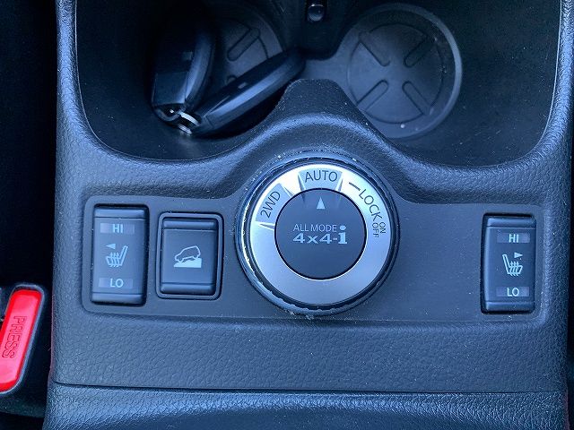 Nissan X-TRAIL 2014-11 12546-5