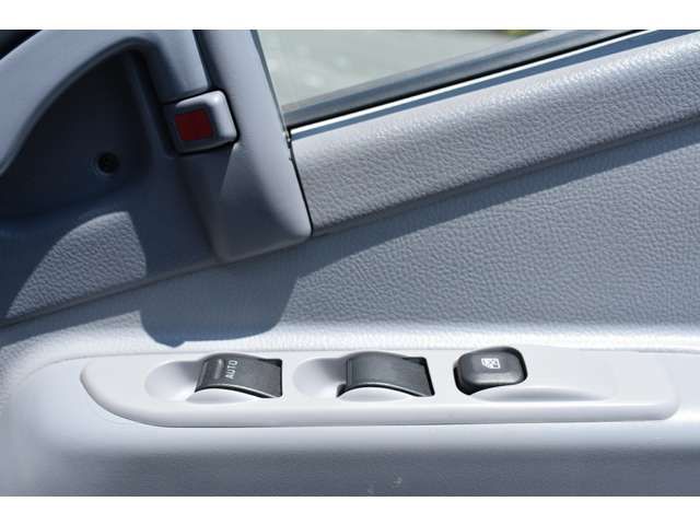 Mitsubishi CANTER 2006-12 12756-7