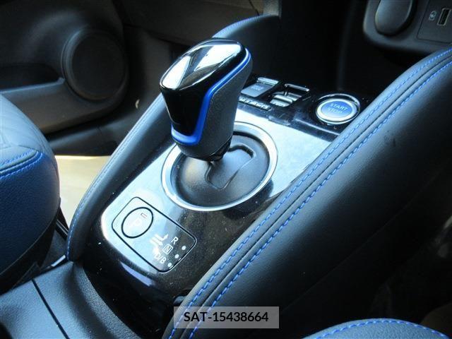 Nissan KICKS 2021-12 331883-11