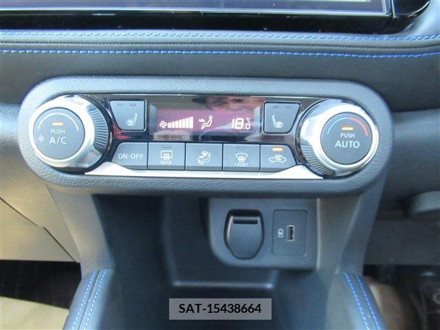 Nissan KICKS 2021-12 331883-10