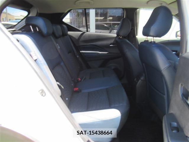 Nissan KICKS 2021-12 331883-4