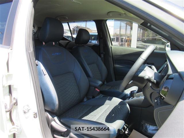 Nissan KICKS 2021-12 331883-3
