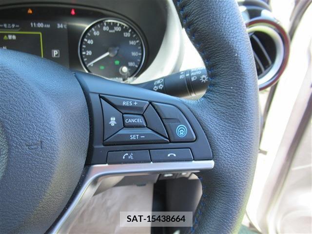 Nissan KICKS 2021-12 331883-25