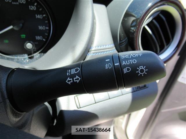Nissan KICKS 2021-12 331883-23