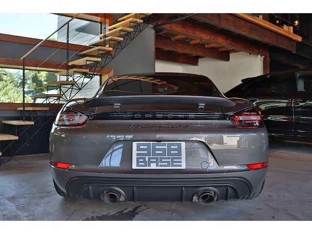 Porsche CAYMAN 2021-03 7734-4