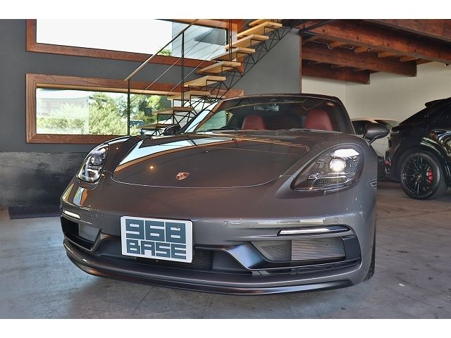Porsche CAYMAN 2021-03 7734-9