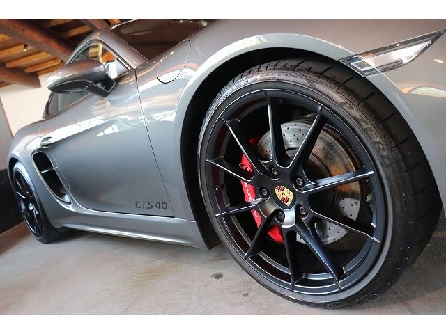 Porsche CAYMAN 2021-03 7734-11