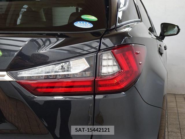 Lexus RX 2018-07 334392-27
