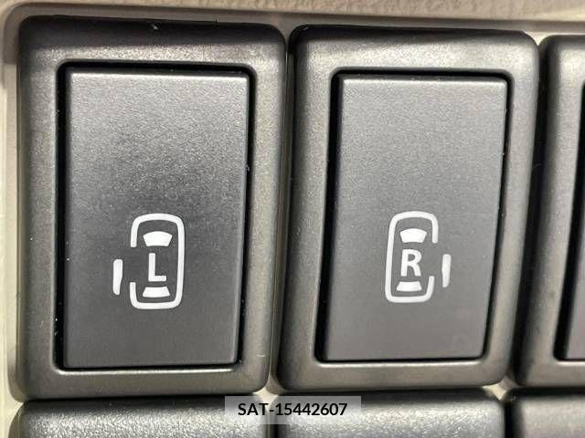 Suzuki SPACIA 2015-03 368526-3